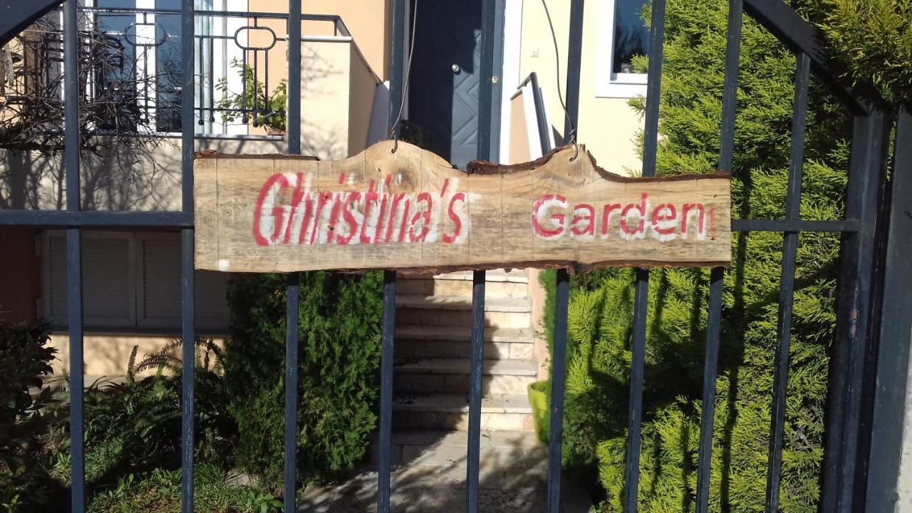 Appartamento Christinas Garden Patras Esterno foto