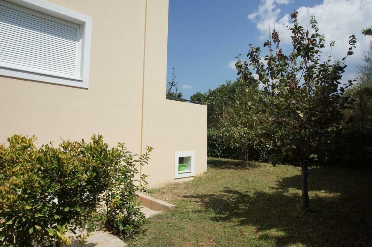 Appartamento Christinas Garden Patras Esterno foto